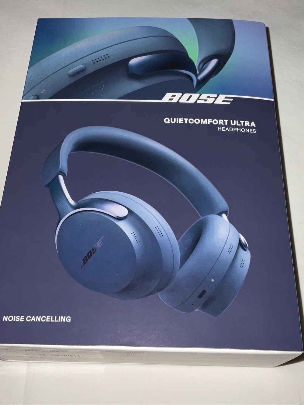 Bose QuietComfort Ultra Headphones in Blue Gradient